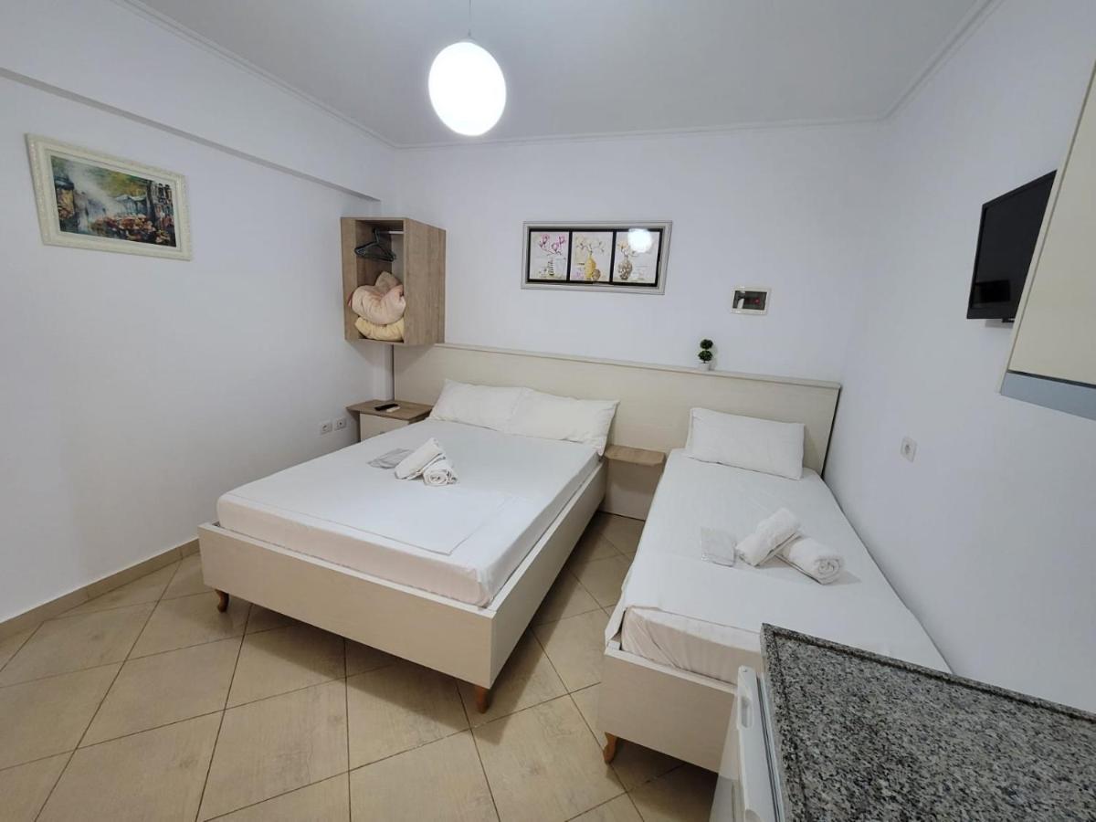 Amber Apartments Sarande Luaran gambar