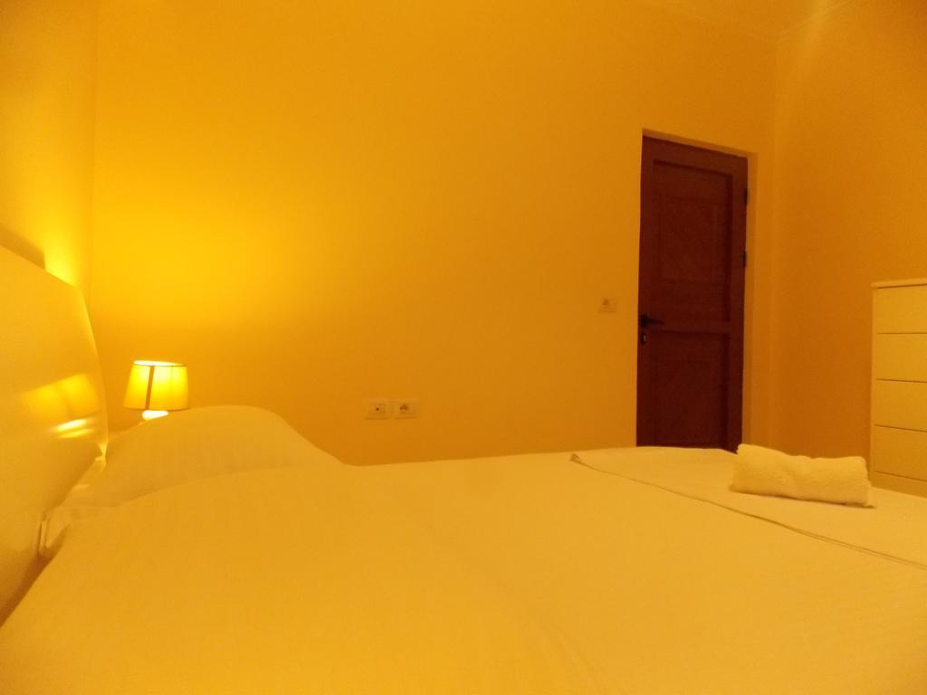 Amber Apartments Sarande Luaran gambar