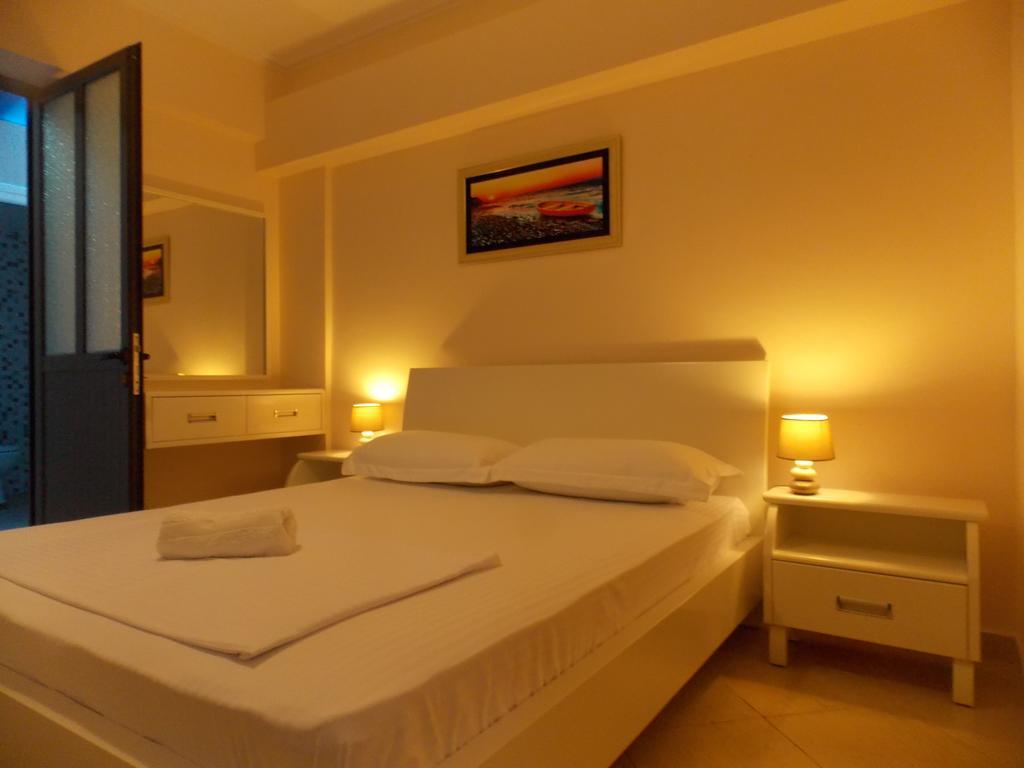 Amber Apartments Sarande Luaran gambar